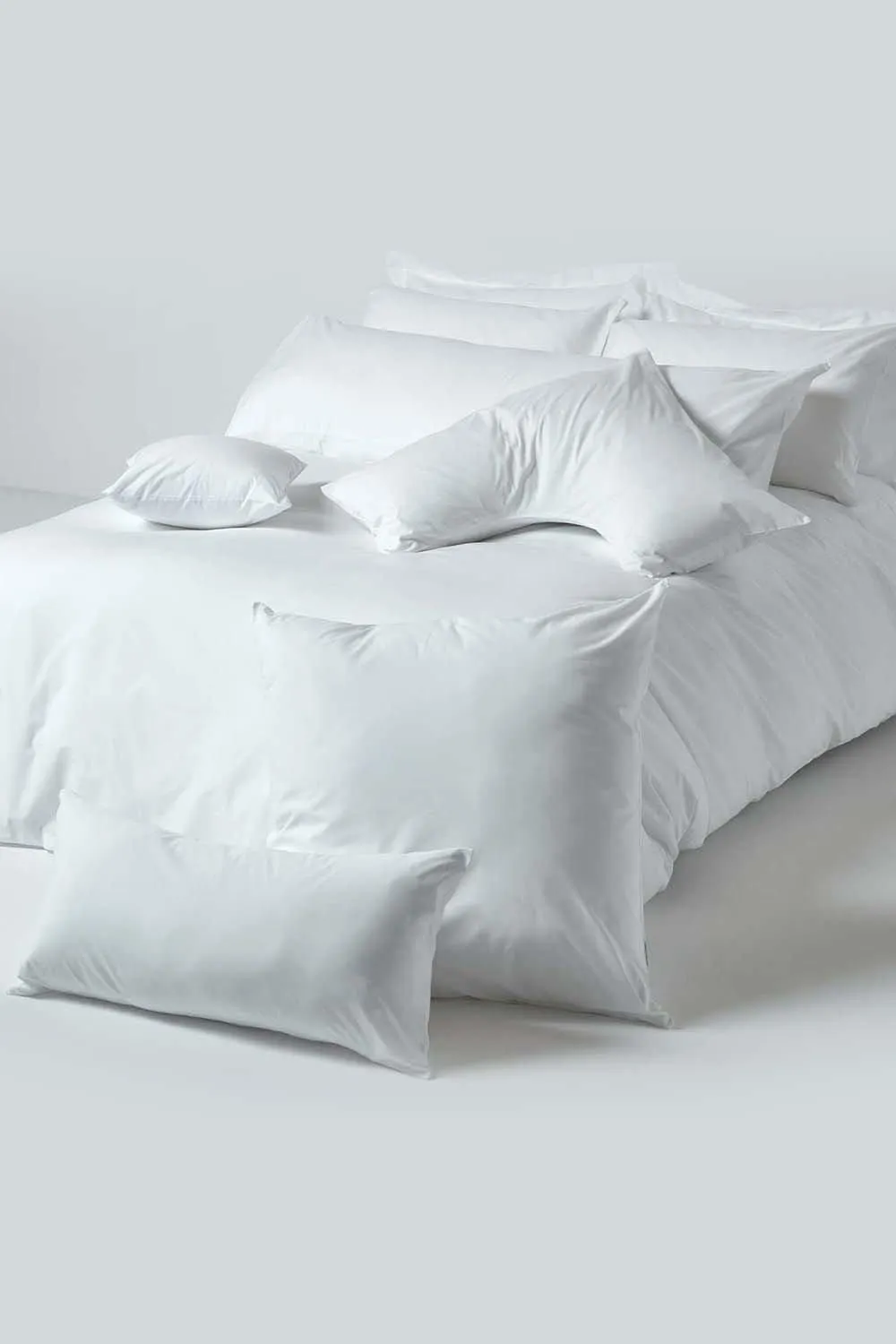Homescapes Egyptian Cotton Housewife Pillowcase 200 TC, King Size in White 5