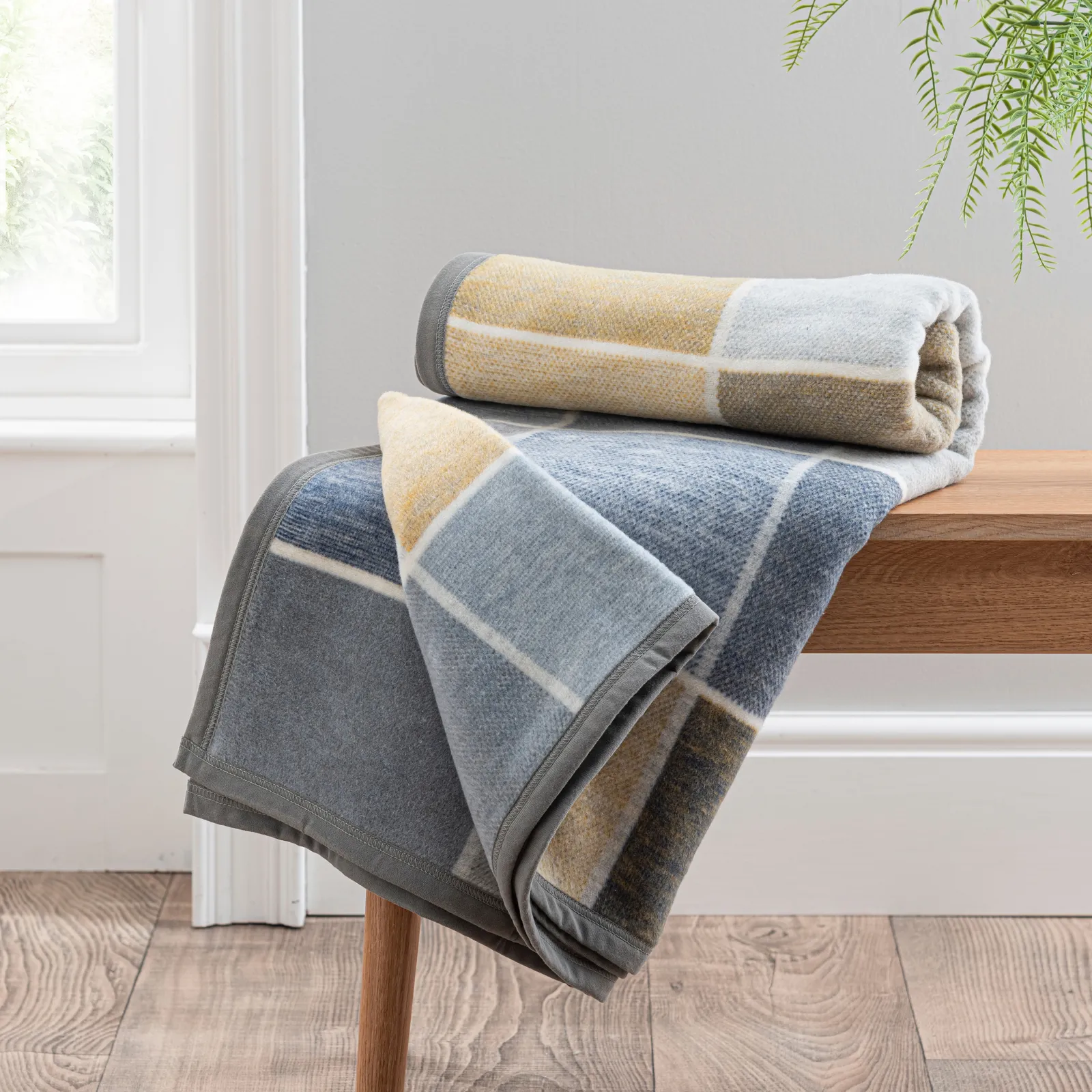 Super Soft Textured Check Blue Throw Blanket 1
