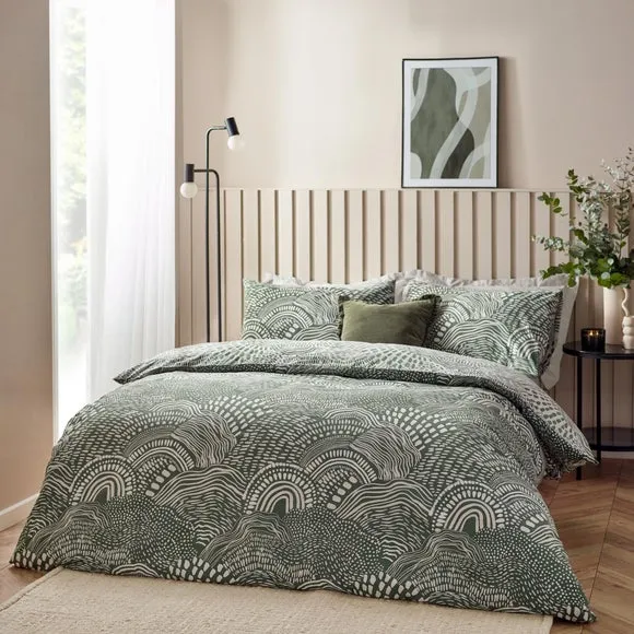 Hoem Nola Reversible Duvet Cover and Pillowcase Set 1