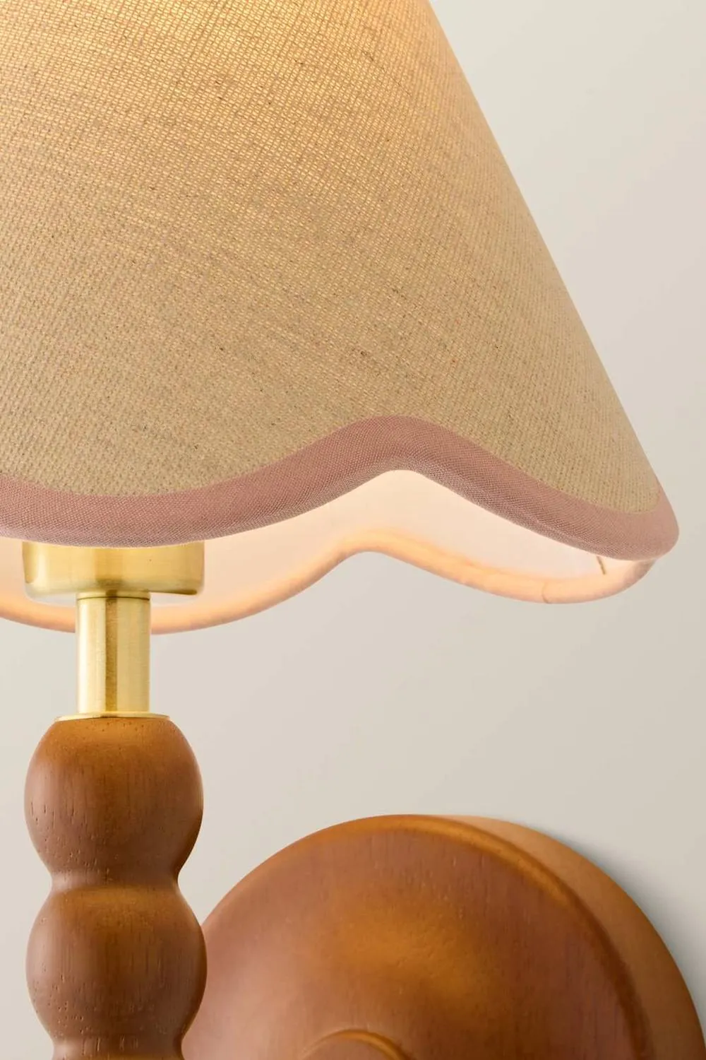 ValueLights Bobbins Walnut Bobble Wall Light & Linen Trim Lamp Shade & Bulb in Baby Pink 4