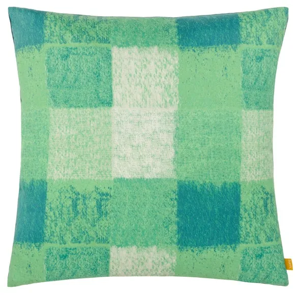 Furn. Alma Square Cushion 2