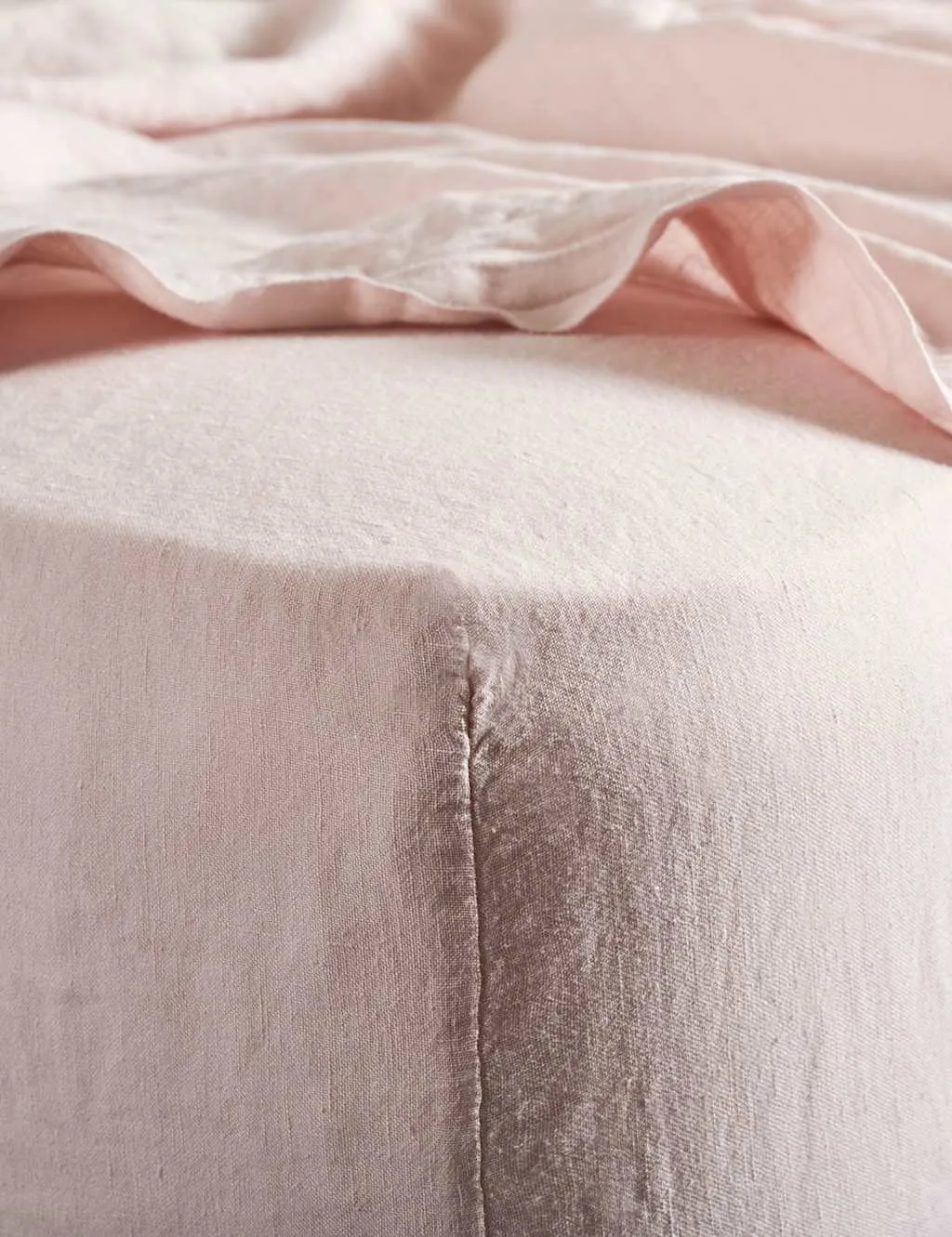 Bedfolk Pure Linen Washed Deep Fitted Sheet Soft Pink