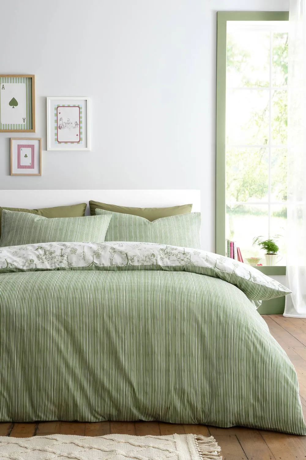 Fusion 'Woodland Toile' Countryside Print Easy Care Duvet Cover Set in Green 4