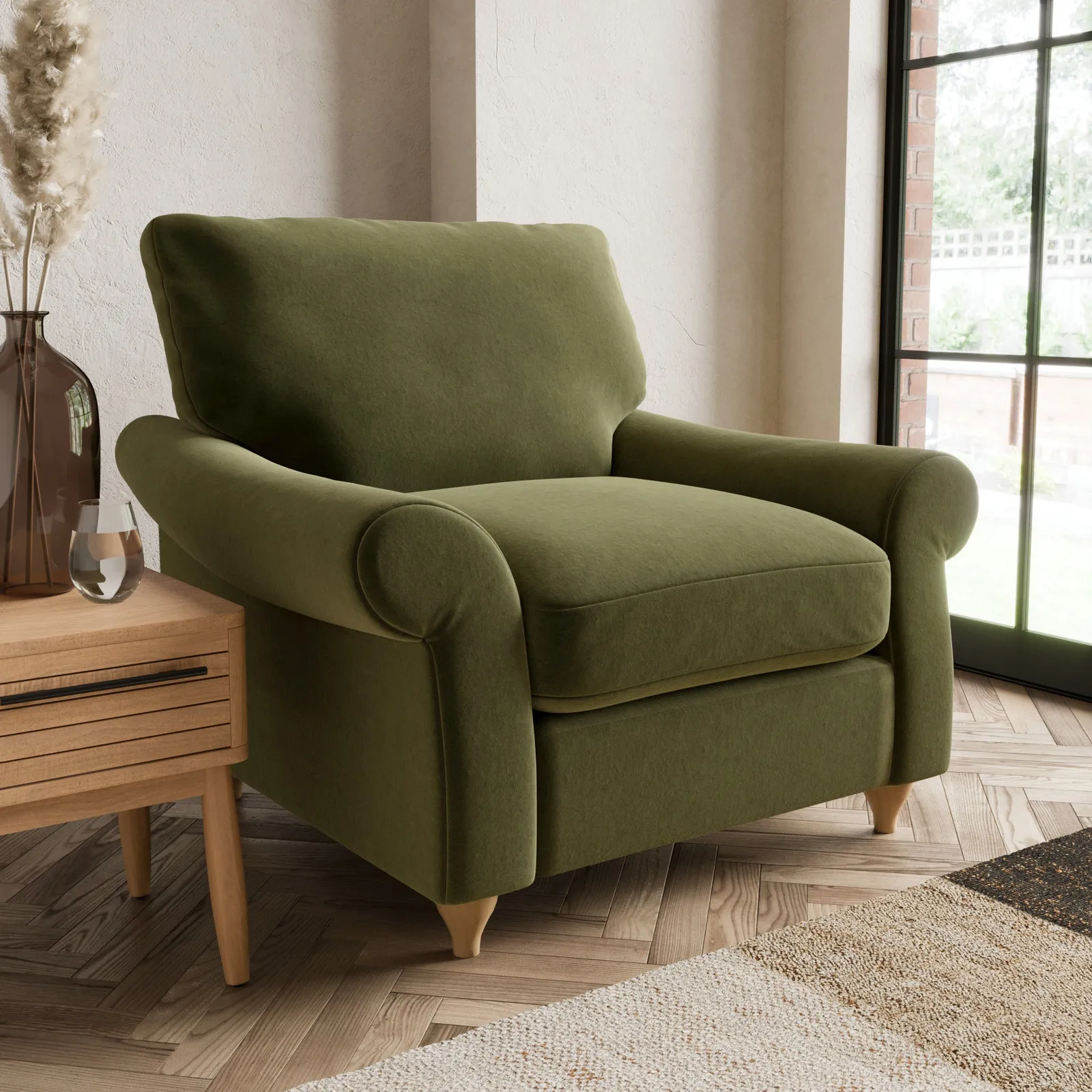 Salisbury Luxury Velvet Armchair Green