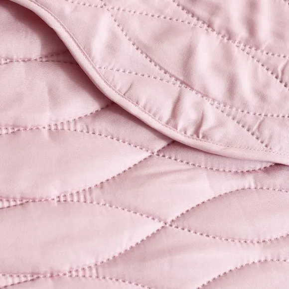 Catherine Lansfield Scallop Waves Bedspread 2