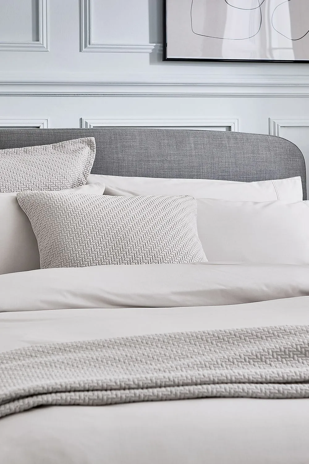 1951 'Andaz' Eqyptian Cotton Standard Pillowcase in Silver 2