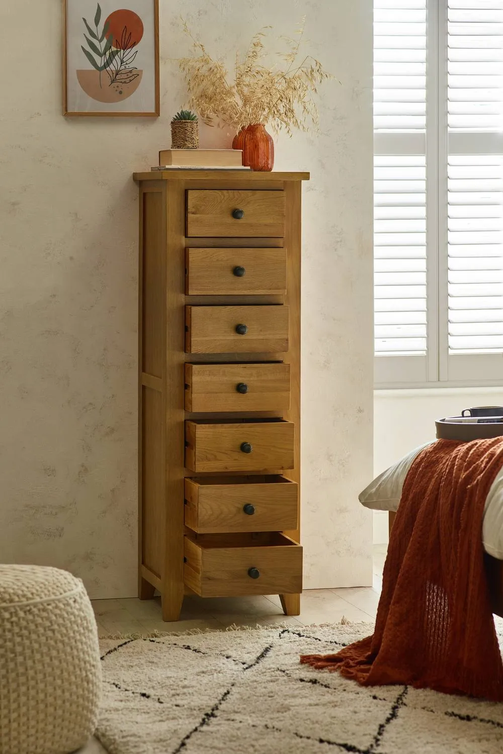 Julian Bowen Marlborough 7 Drawer Tall Slim Chest in Light Oak 2