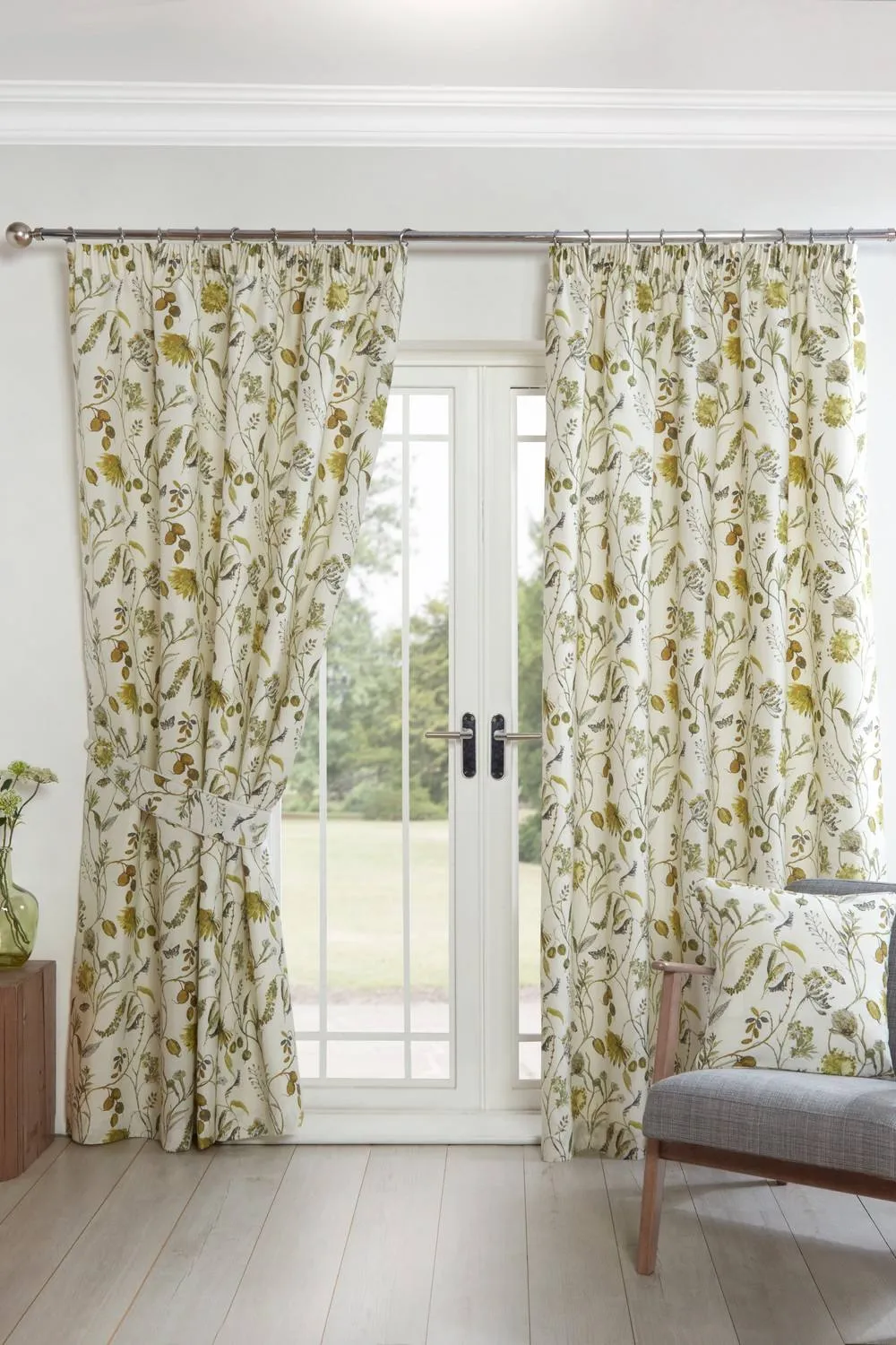 Sundour Grove Ready Made Curtains - Fully lined in Green
