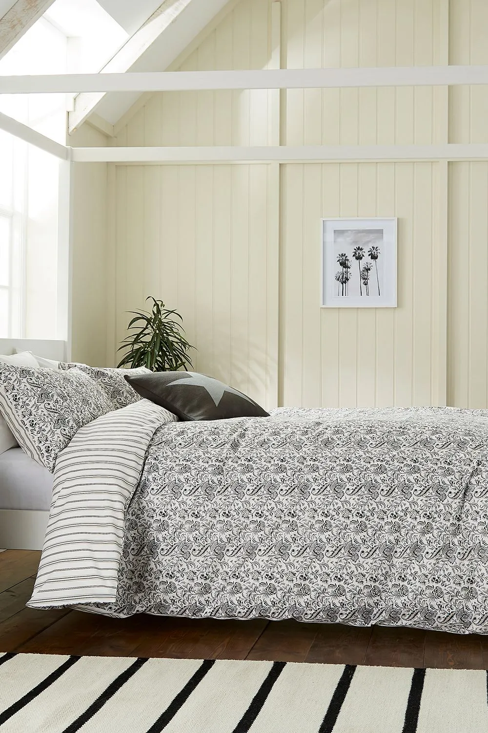 Helena Springfield 'Byron' Cotton Duvet Cover Set in Grey