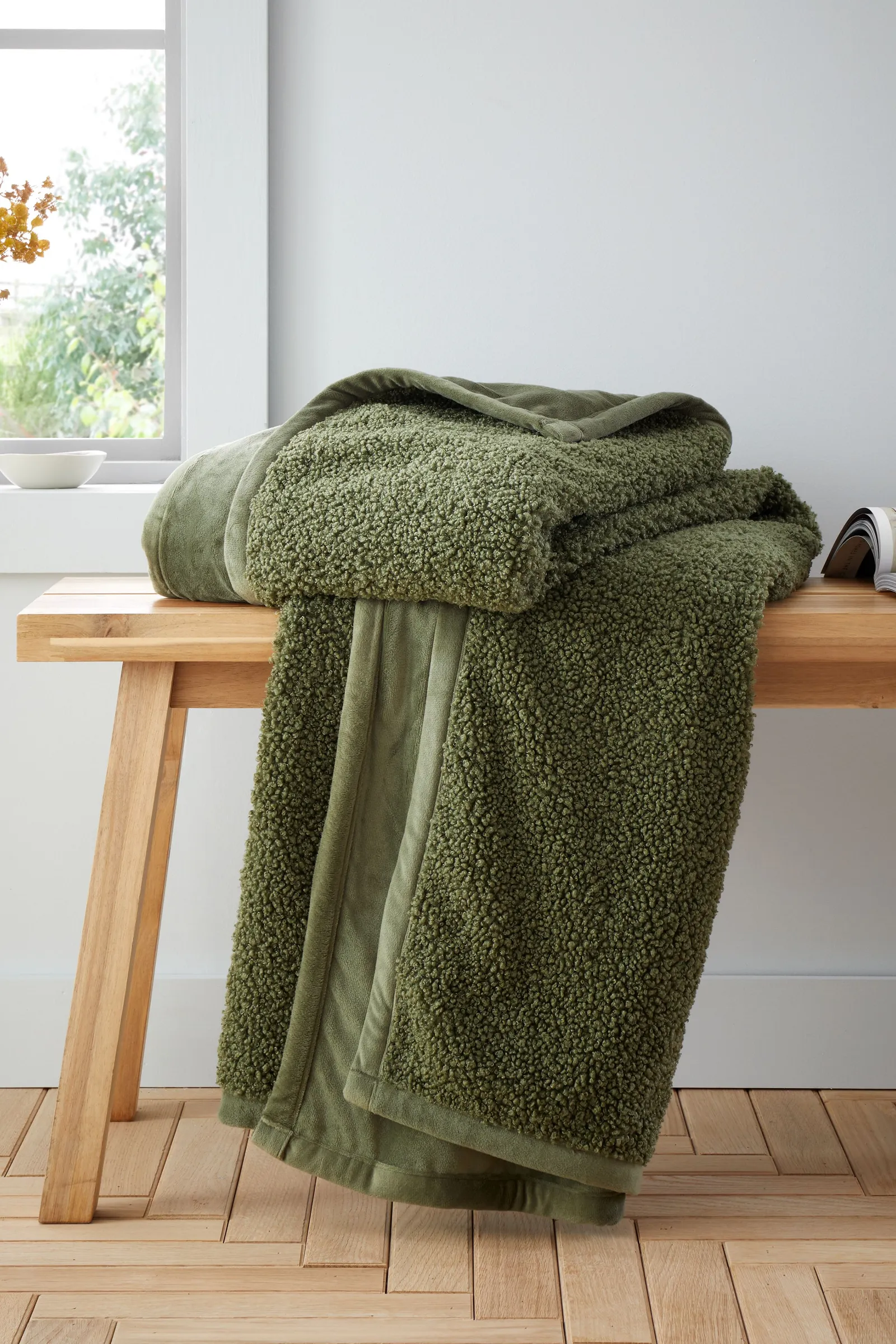 Catherine Lansfield 'So Soft Velvet Boucle' Blanket Throw in Olive