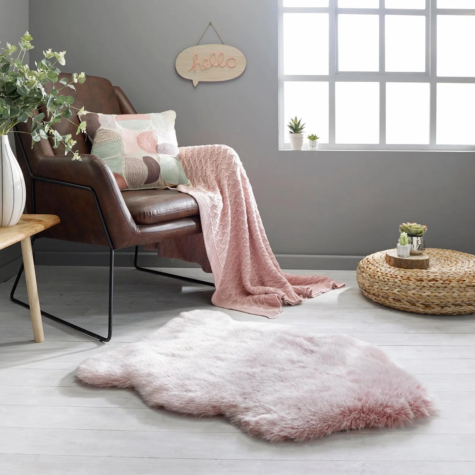Copenhagen Single Pelt Faux Fur Rug Copenhagen Blush Pink