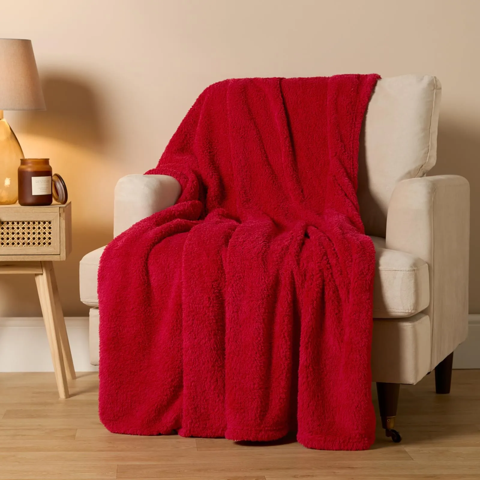 OHS Large Teddy Fleece Throw Blanket in Red