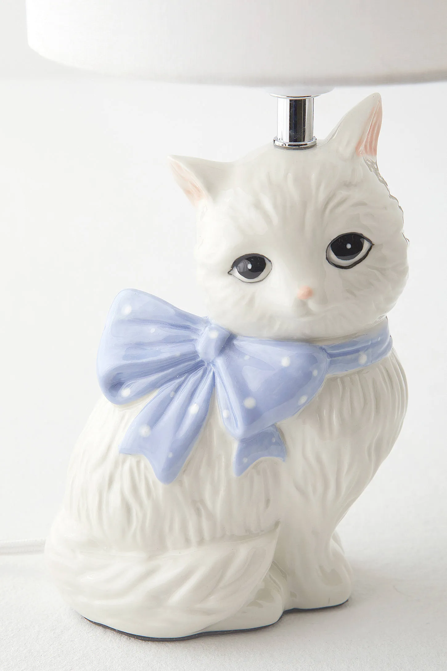 Adelaide Kitsch Cat Table Lamp - White 5