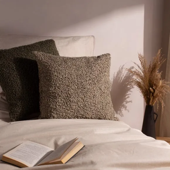 Yard Cabu Square Cushion 1