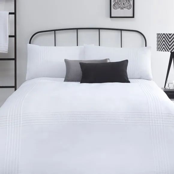 Serene Amalfi White Duvet Cover and Pillowcase Set 1