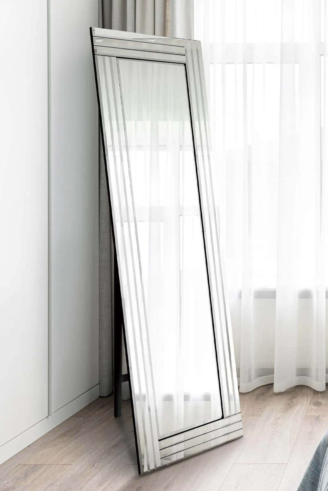 MirrorOutlet Cheval Triple-Bevel Free Standing Mirror 170 x 58 CM 5ft7 x 1ft11 in Silver
