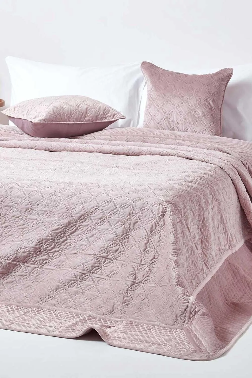 Homescapes Luxury Quilted Velvet Bedspread Geometric Pattern Throw in Pink 1