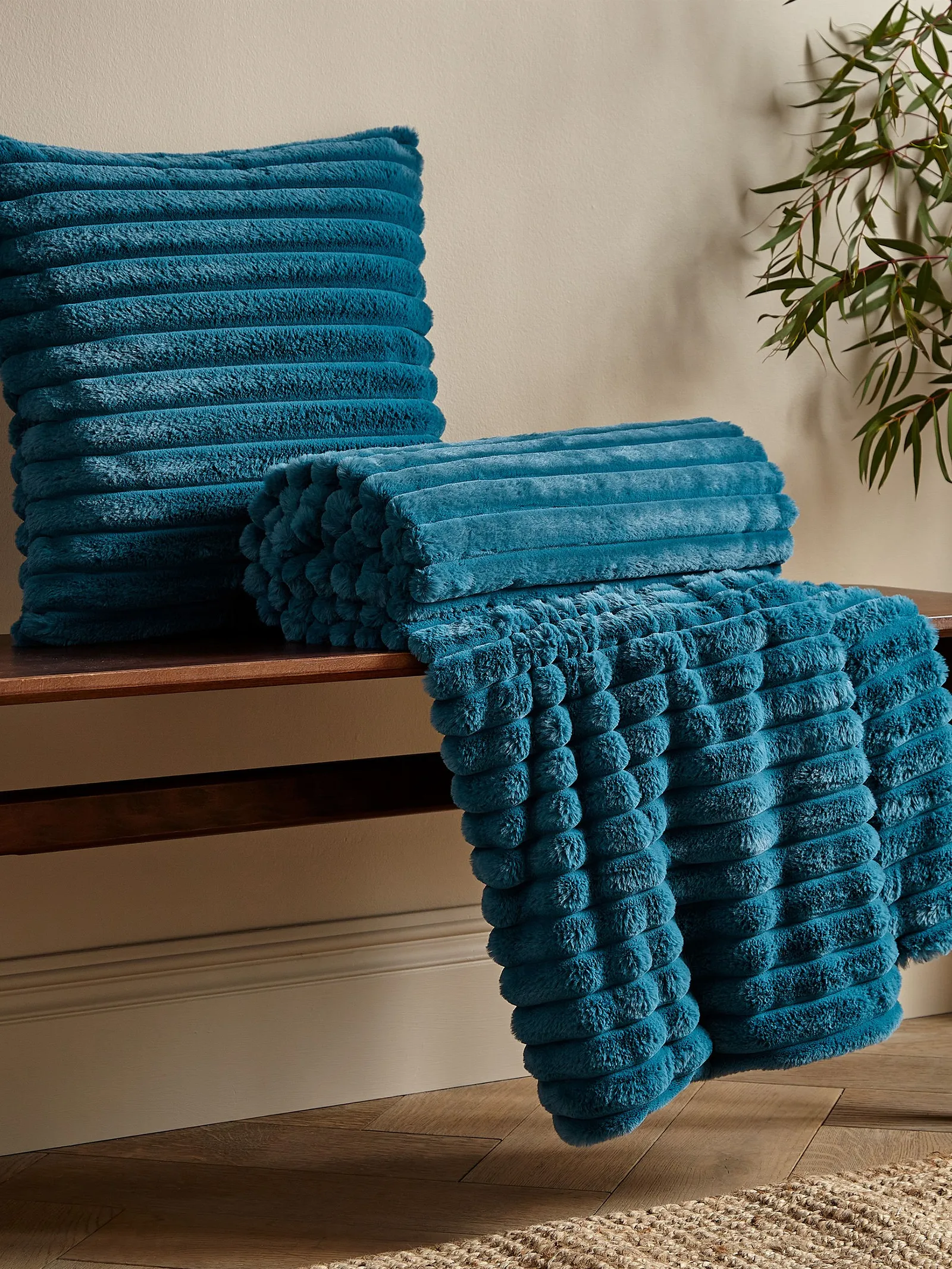 Catherine Lansfield 'Cosy Ribbed' Cushion in Teal 3