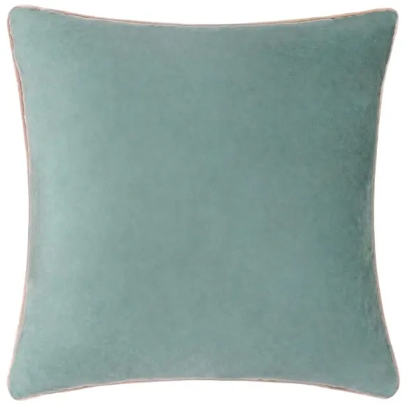 Furn. Square Cushion 2