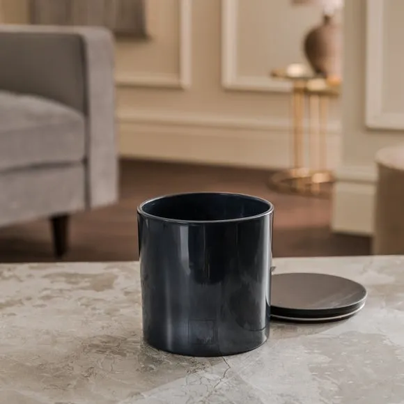Hotel Midnight Dark Cassis Vanilla & Patchouli XL Multi Wick Candle 4