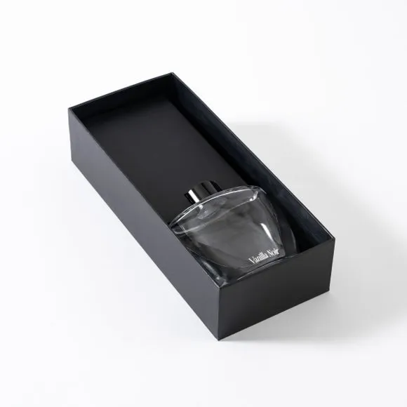 Moments Vanilla Noir Diffuser 5