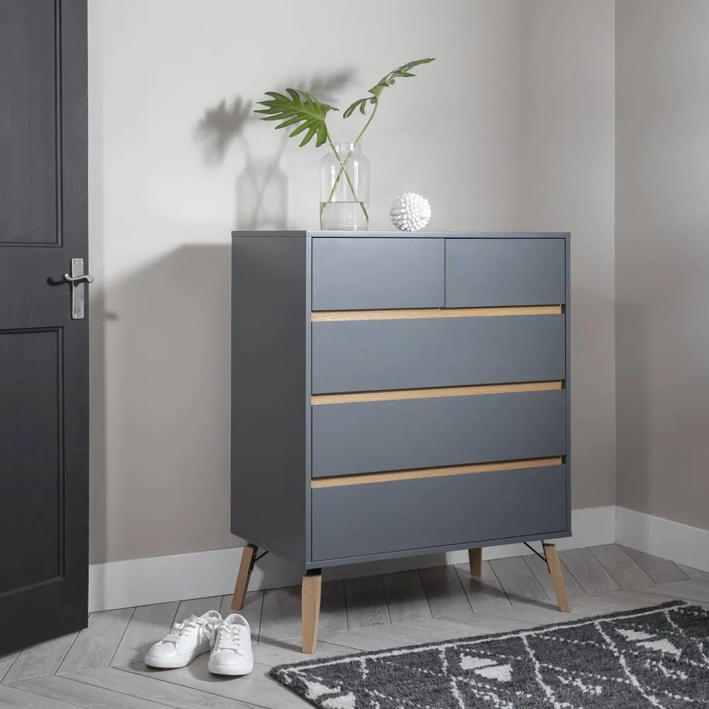 Nöa and Nani Otto Chest of Drawers 3+2 Drawer in Silk Grey
