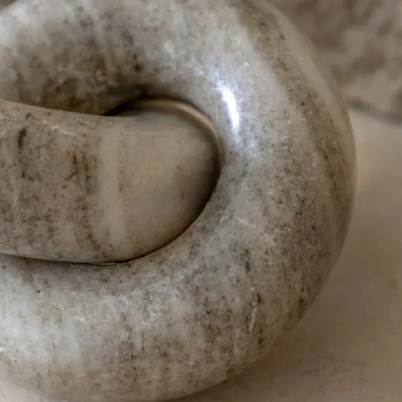 Cedar & Sage Avila Marble Link Ornament 2