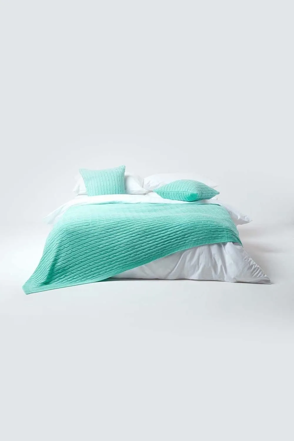 Homescapes Cotton Cable Knit Cushion Cover, 45 x 45 cm in Green 4