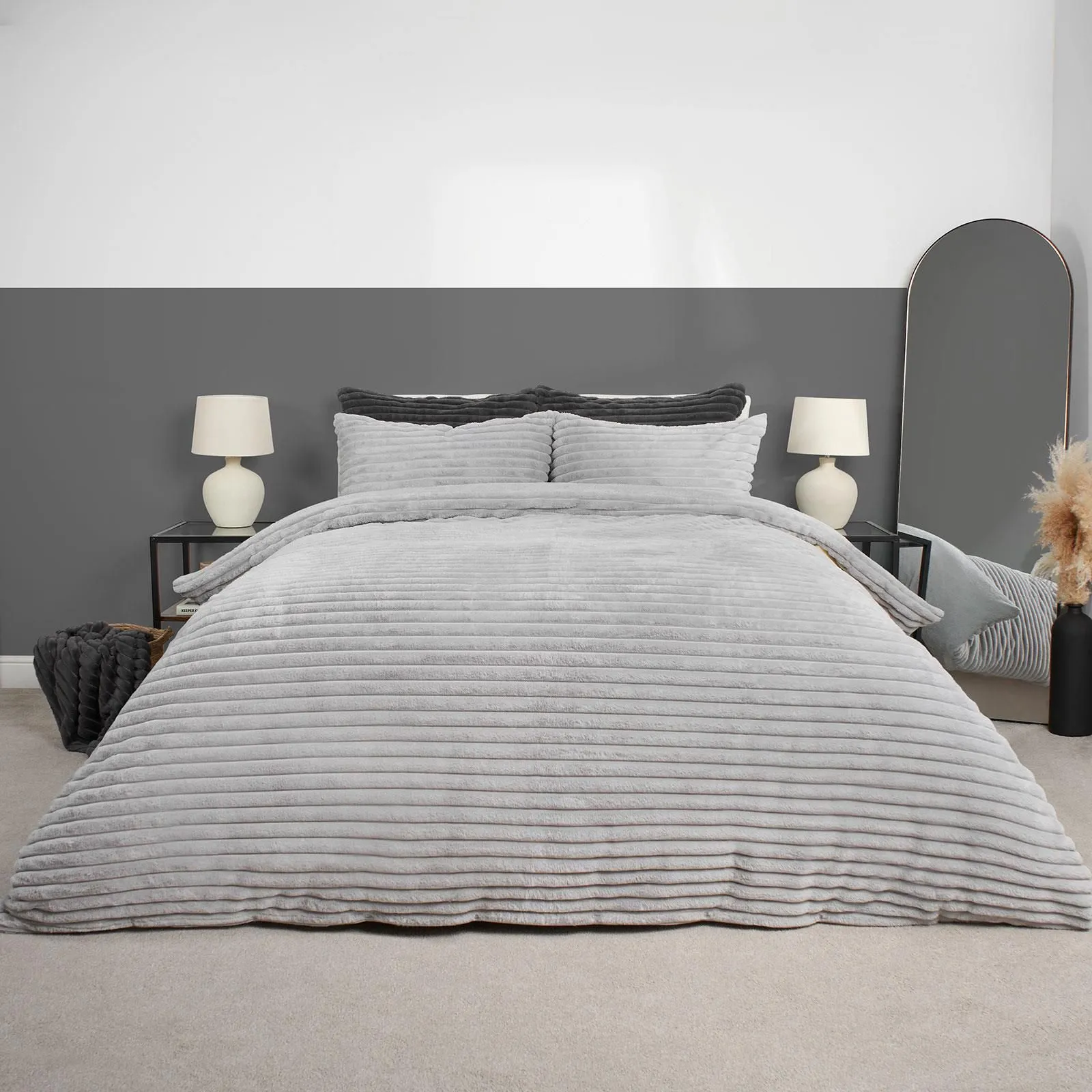 OHS Ribbed Duvet Cover Faux Fur Winter Warm Bedding Set in Silver