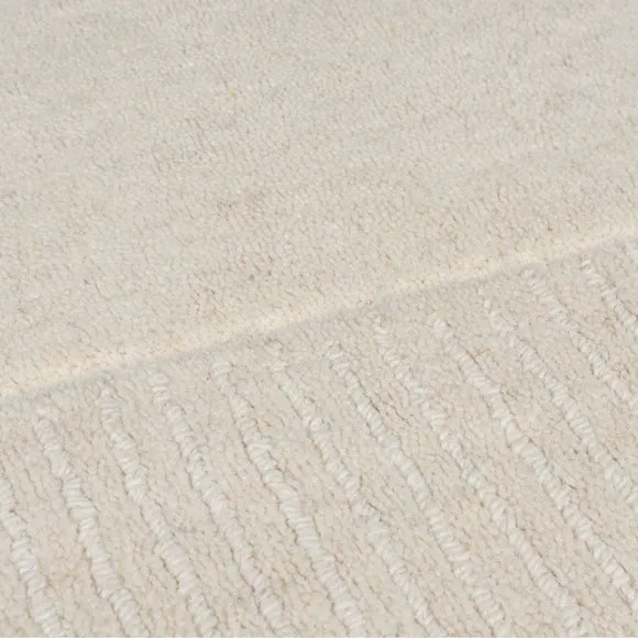 Boston Wool Border Rug 2