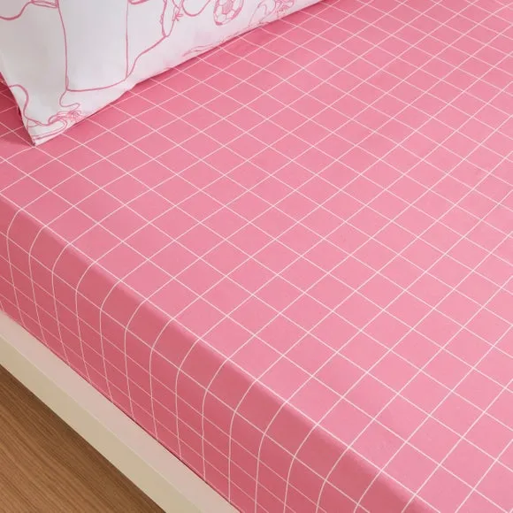 Set of 2 Football Doodles Fitted Sheets 2