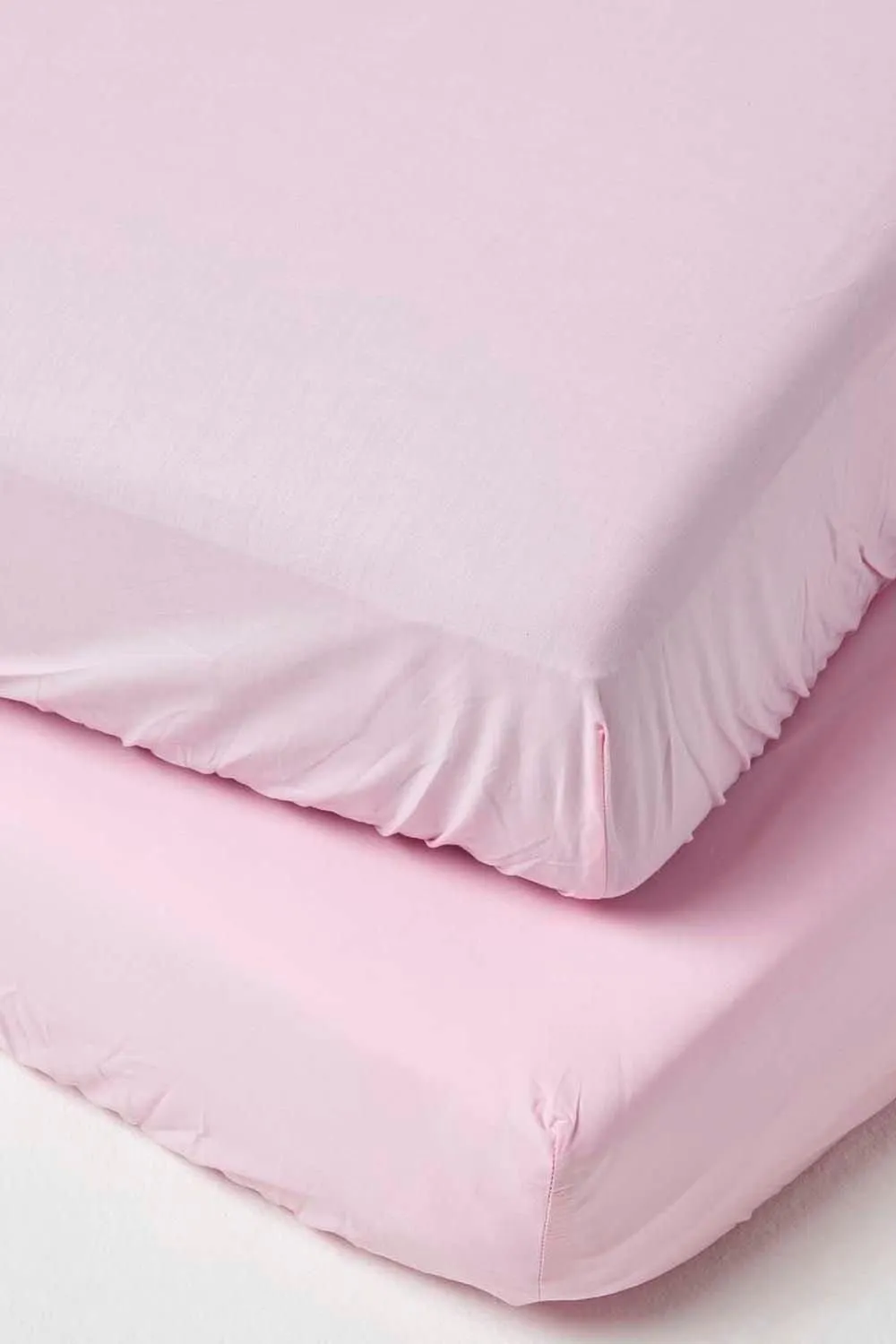 Homescapes Cotton Cot Bed Fitted Sheets 200 Thread Count, 2 Pack in Pink