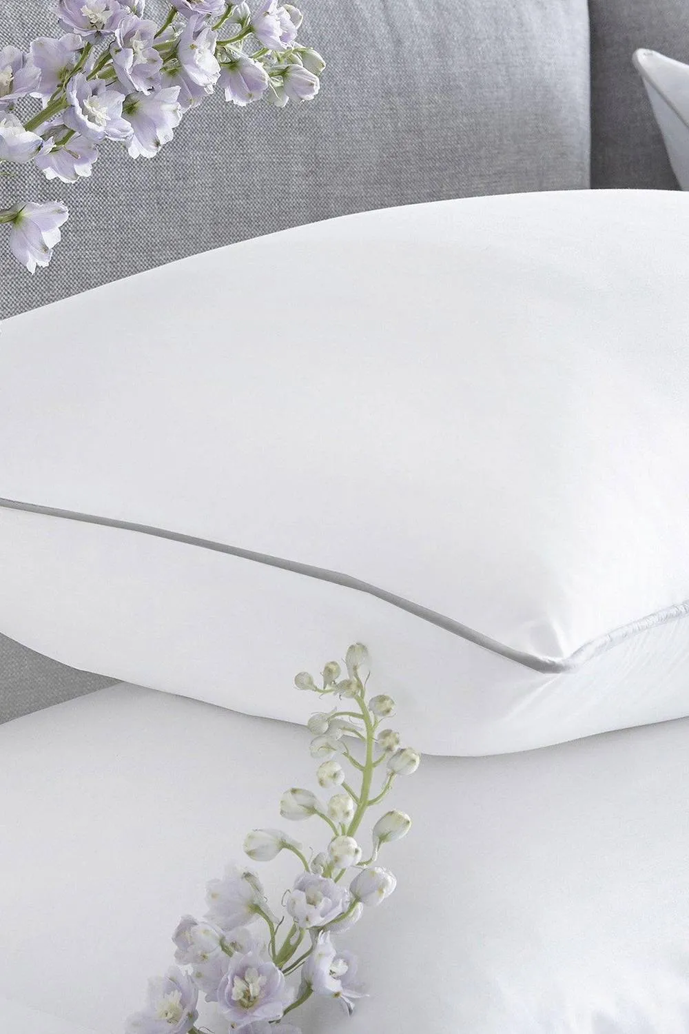 Appletree 'Premium 200TC Plain Dye' Hotel Quality 100% Percale Cotton Duvet Cover Set in White 2