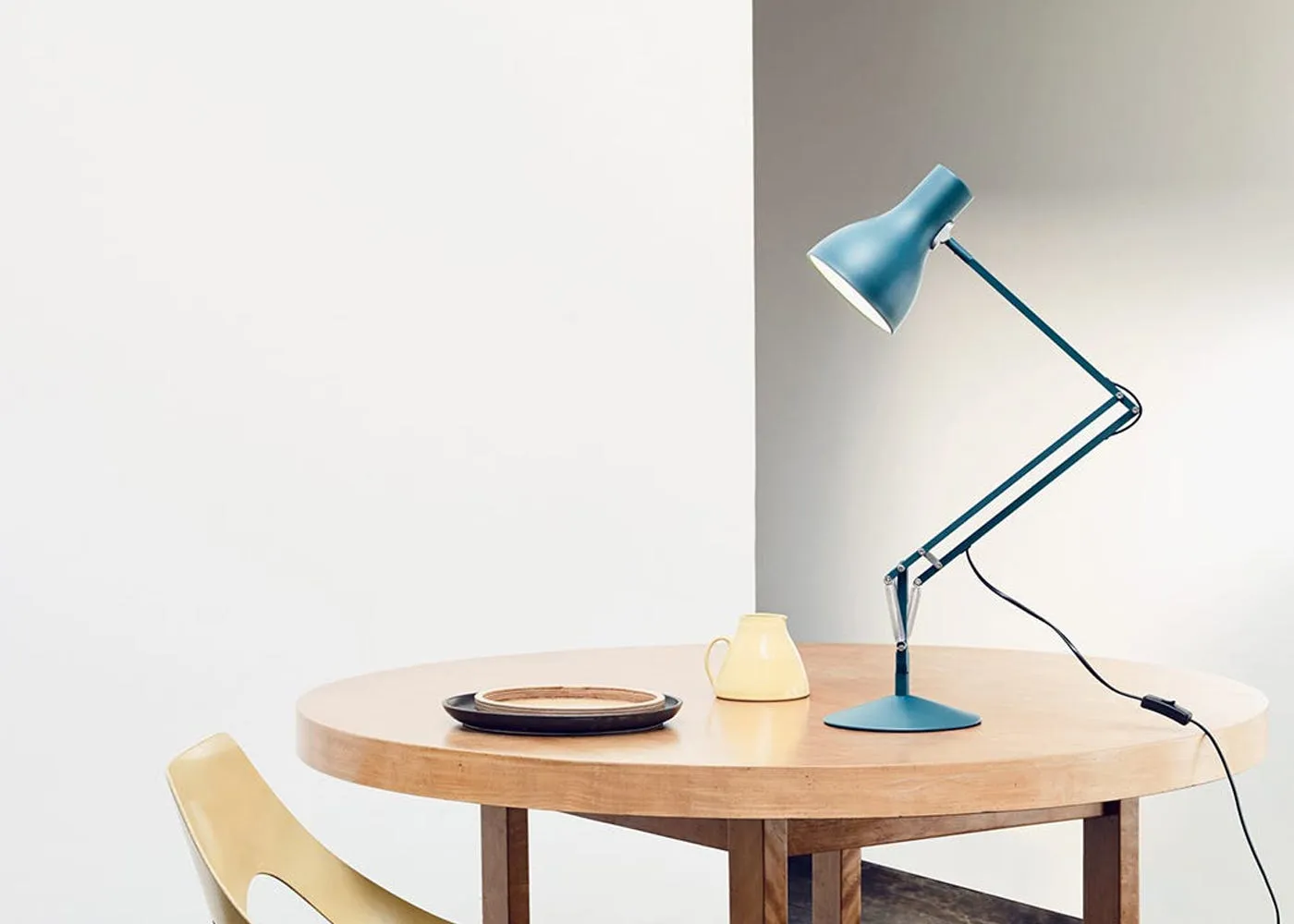 Anglepoise Type 75 Anglepoise + Margaret Howell Yellow Ochre 4