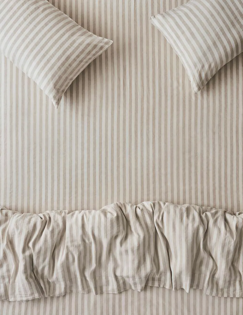 Piglet In Bed Linen Blend Striped Fitted Sheet Ivory Mix