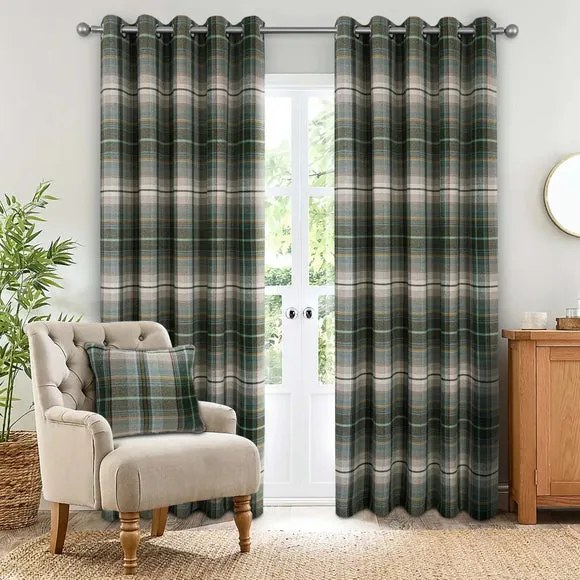 Sundour Gleneagles Blackout Eyelet Curtains 2