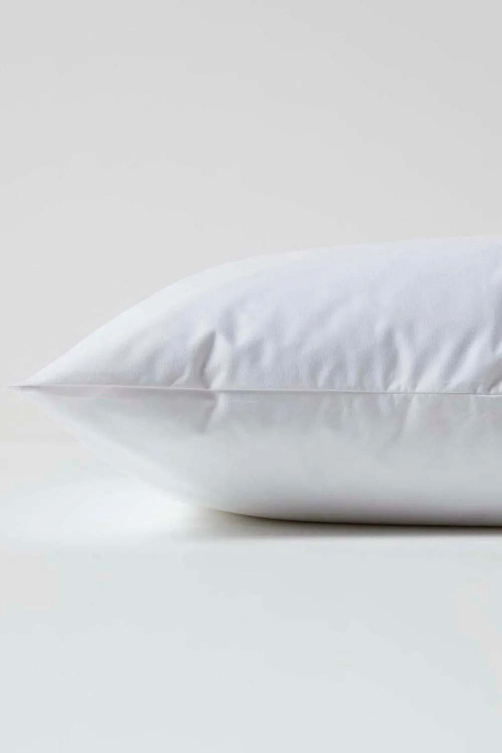 Homescapes Waterproof Pillow Protectors 65 x 65 cm, Pack of 4 in White 3