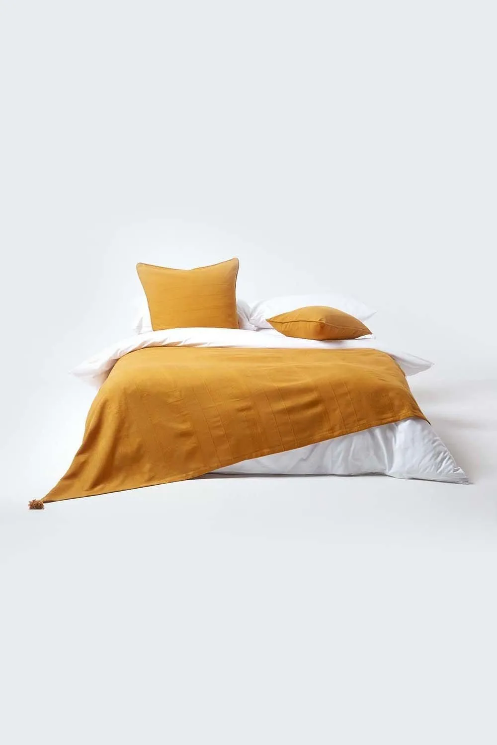 Homescapes Cotton Rajput Ribbed Cushion Cover in Mustard 4
