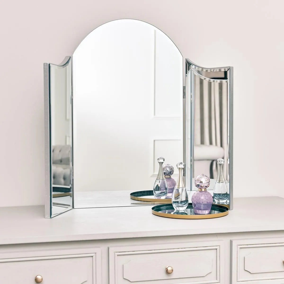 Melody Maison Vintage Style Dressing Table Triple Mirror in Clear