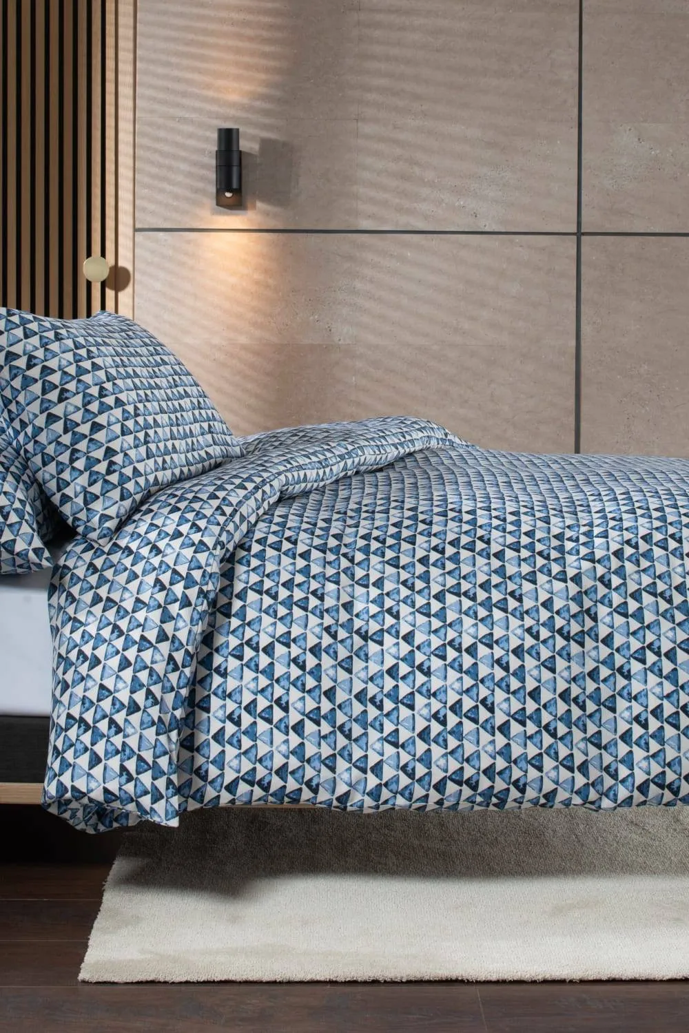 Deyongs Studio Triangles Cotton Printed Duvet Set in Blue 4