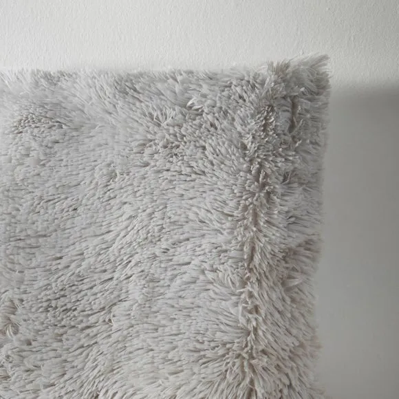 Catherine Lansfield Cuddly Square Cushion 2