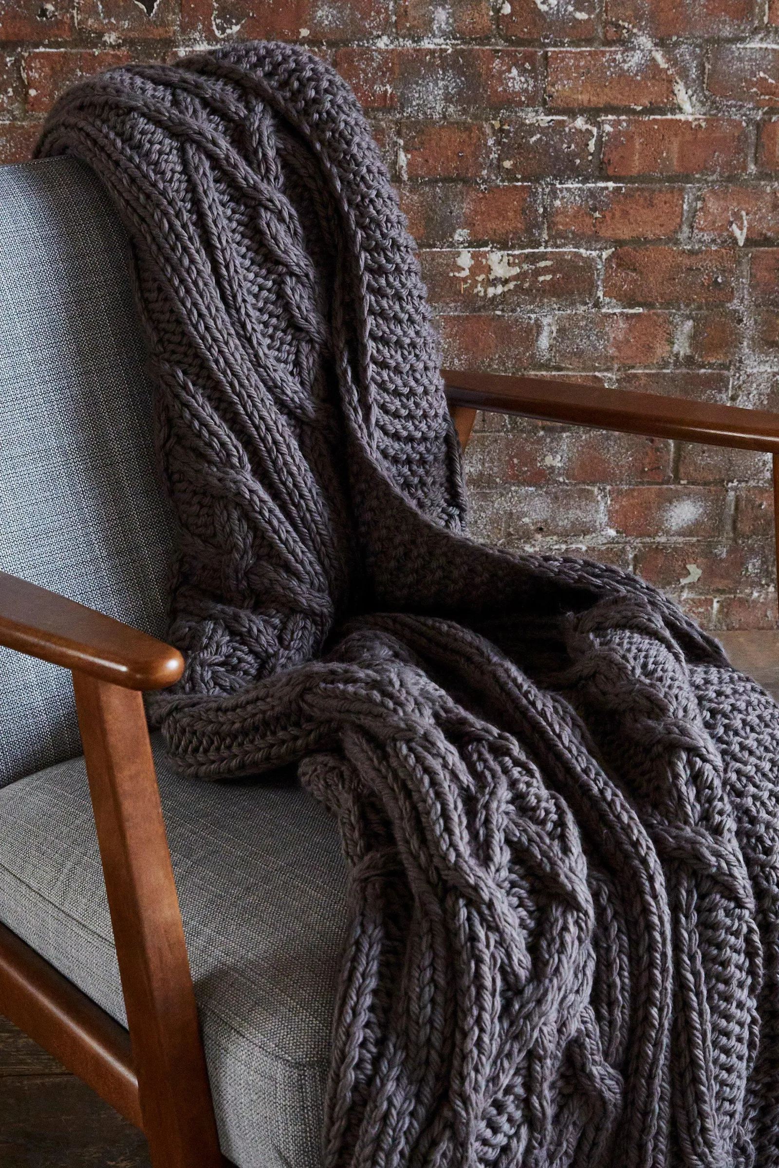Chunky Knit Throw