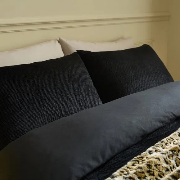 Ruched Velour Duvet Cover and Pillowcase Set 2
