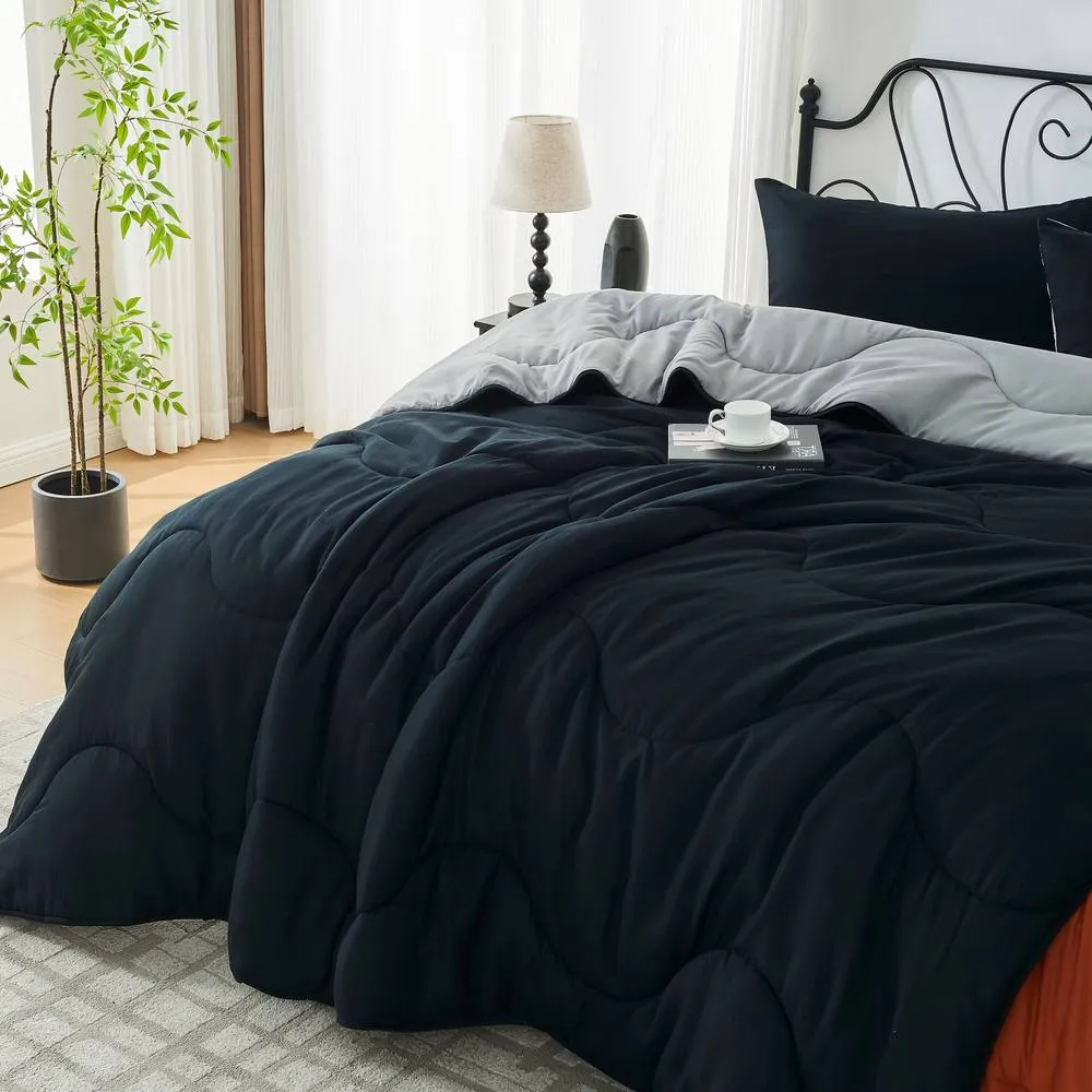 GAVENO CAVAILIA Coverless Microfiber Duvet in Black 3