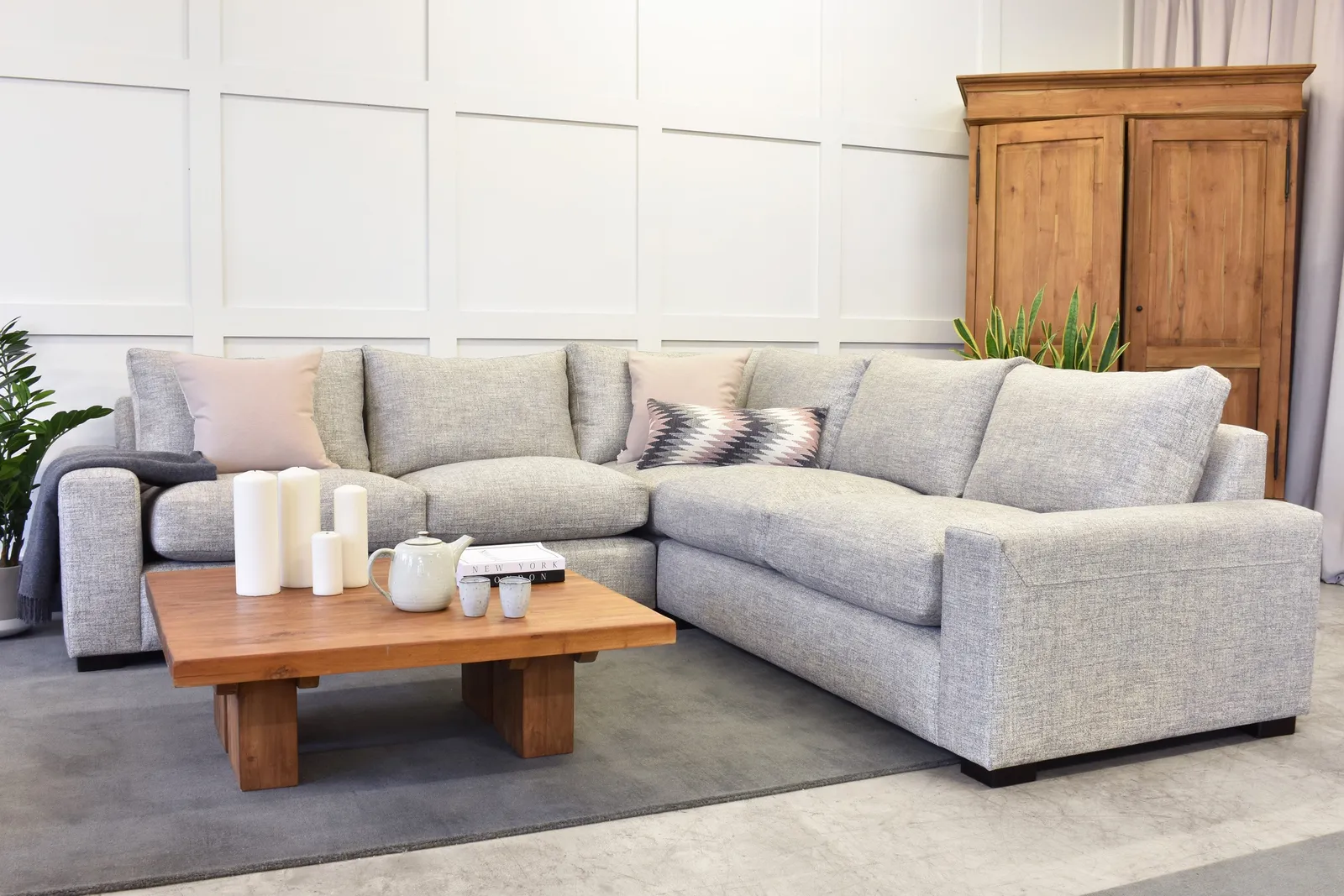 Warwick Corner Unit