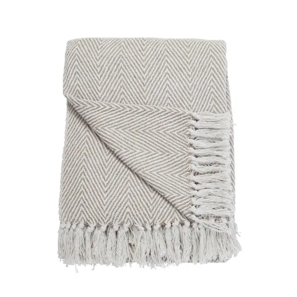 Jenson Herringbone Throw Blanket 3