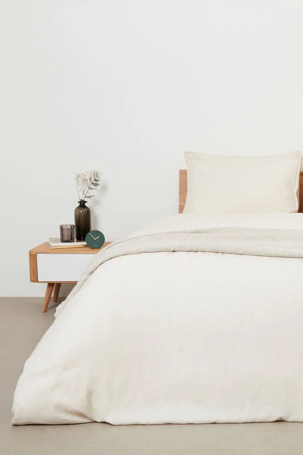 Panda London Panda Bamboo & French Linen Duvet Cover in Beige