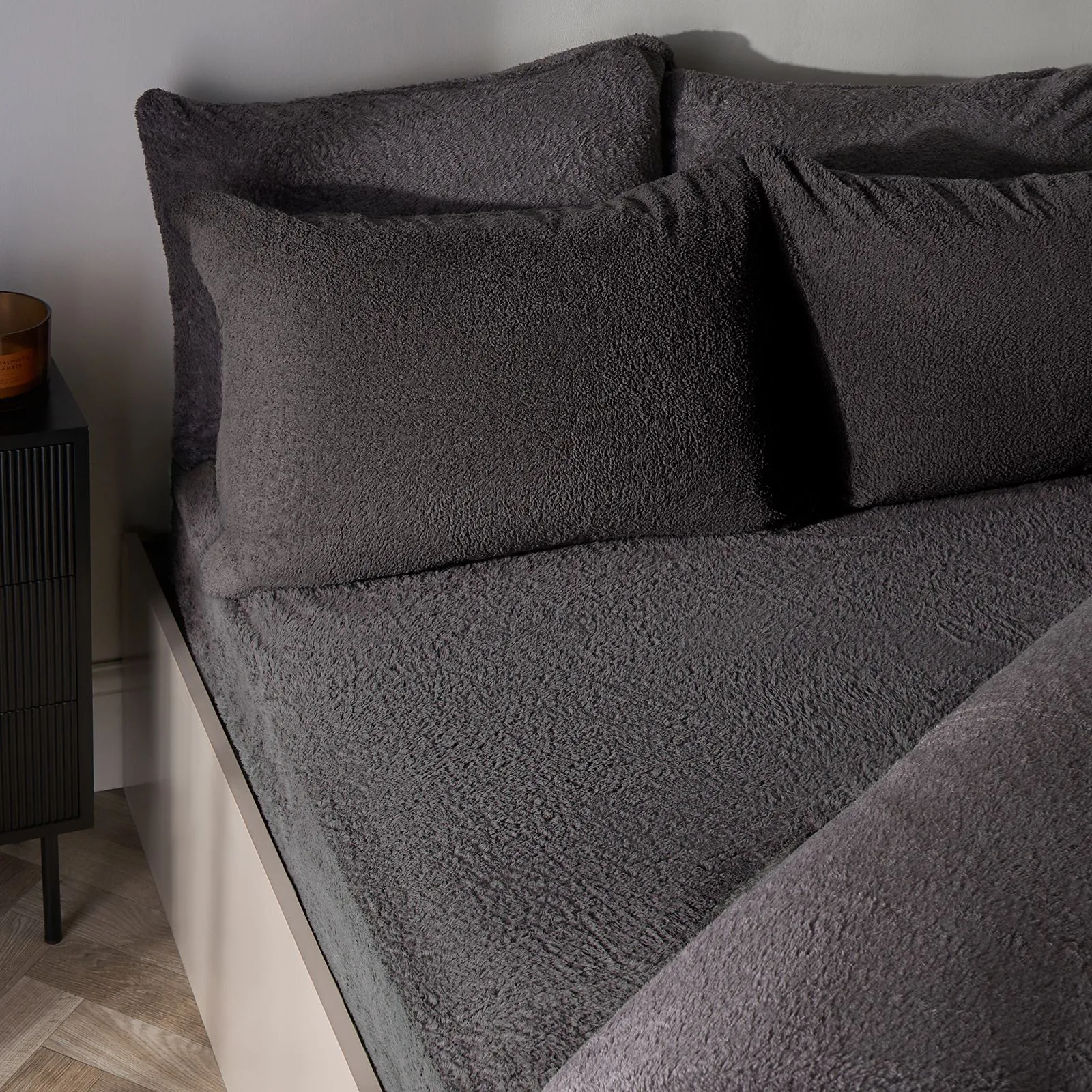 OHS Teddy Fleece Thermal Fitted Bed Sheet in Charcoal | Size: Single Fitted