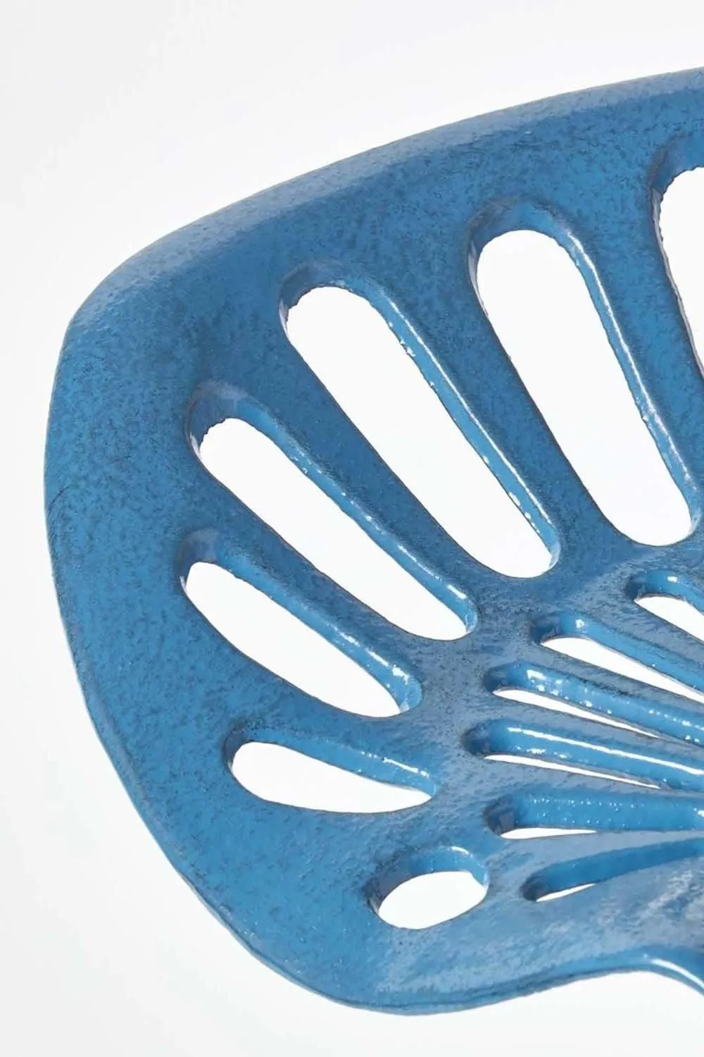 Homescapes Vintage Style Metal Adjustable Tractor Seat Bar Stool in Blue 6