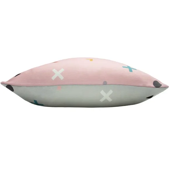 furn. Bitsa Square Cushion 3